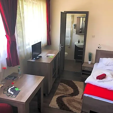 Bed and Breakfast Fitromax Sportpanzio 4*