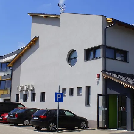 Fitromax Sportpanzio Bed and Breakfast 4*