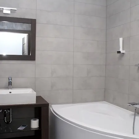 Fitromax Sportpanzio فندق مبيت وإفطار Ajka